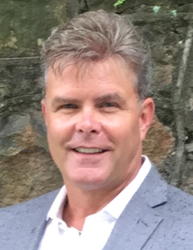 about robert headshot